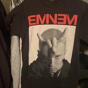 Eminem × Vintage
2014 Eminem The Monster Tour Devil Horns Shirt
